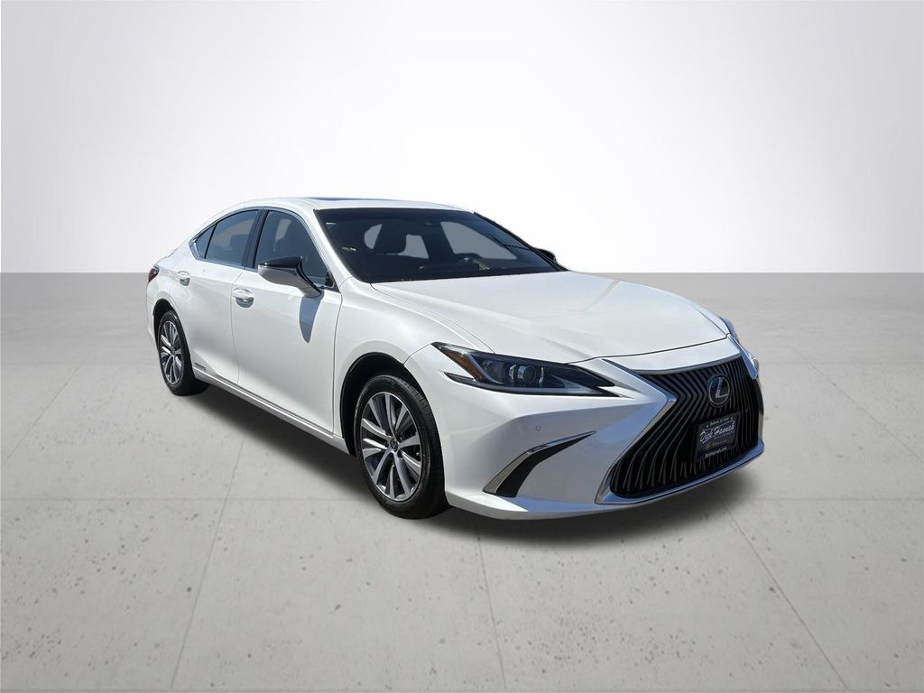 2020 Lexus ES 300h