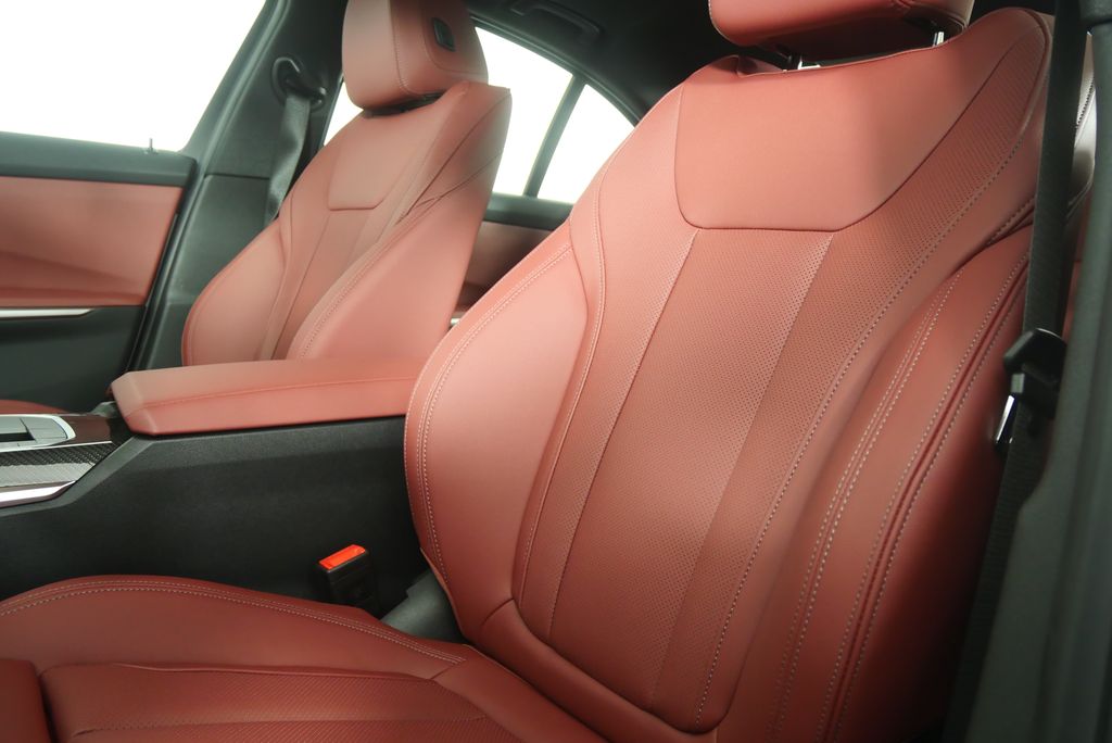 Thumbnail: 2026 BMW 3 Series - 11