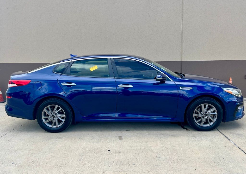Thumbnail: 2020 Kia Optima - 5
