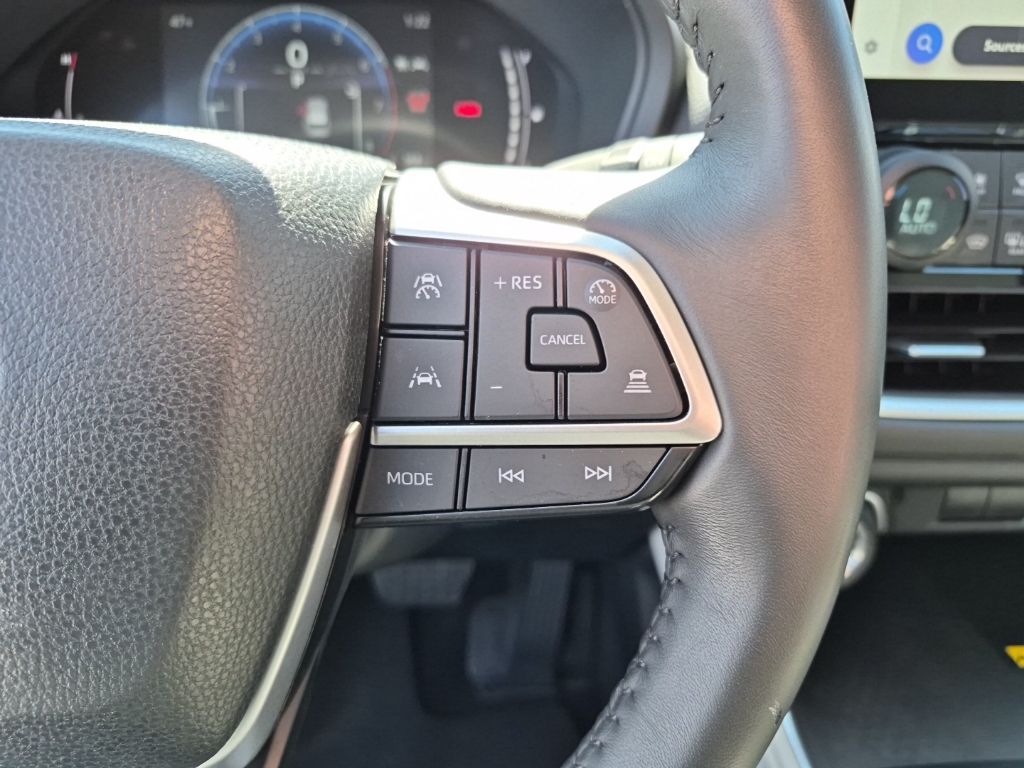 Used Car 2024 Toyota Grand Highlander  Xle For Sale Under $50,000 In Austin, Texas