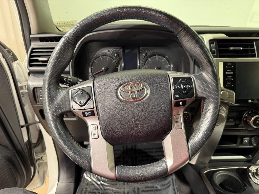 2020 Toyota 4Runner TRD Off Road 24