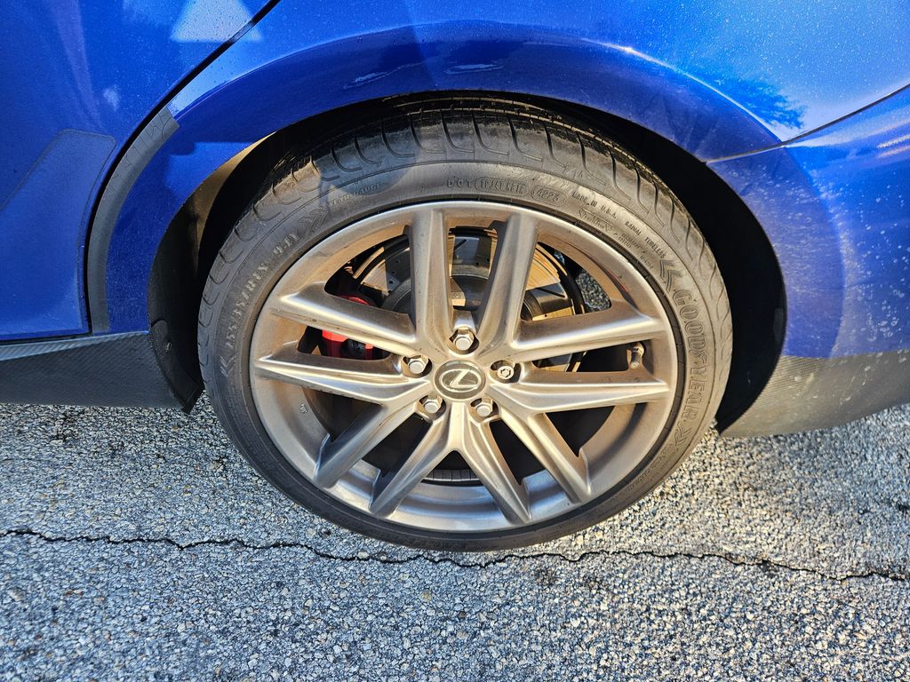 Thumbnail: 2016 Lexus IS - 8