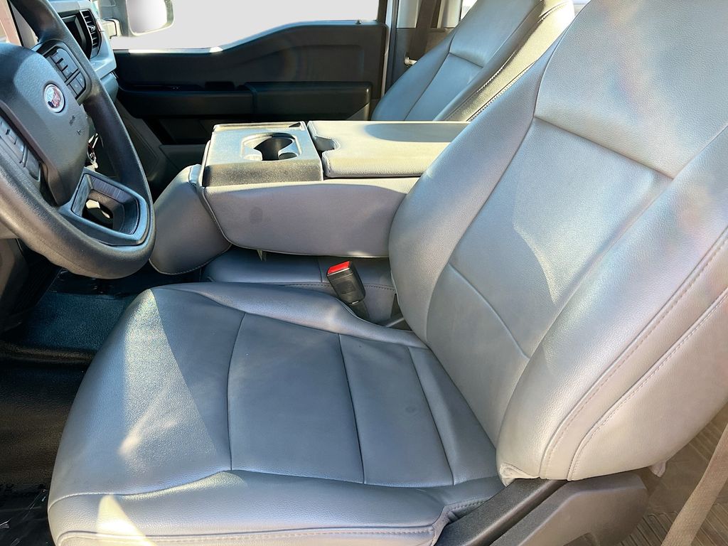 Used 2024 Oxford White Ford XL image 18