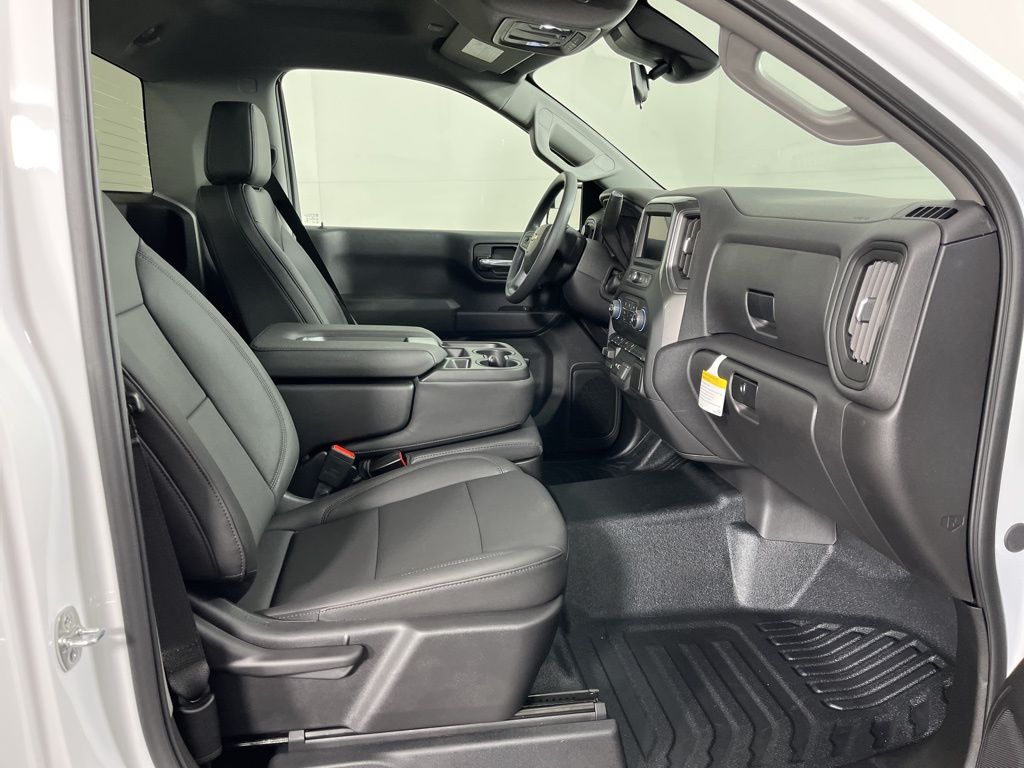 Thumbnail: 2026 Chevrolet Silverado 1500 - 8