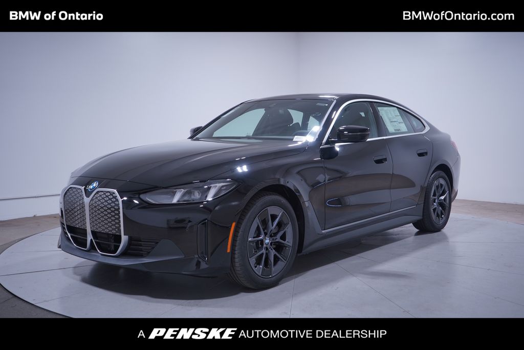 Thumbnail: 2025 BMW i4 - 1