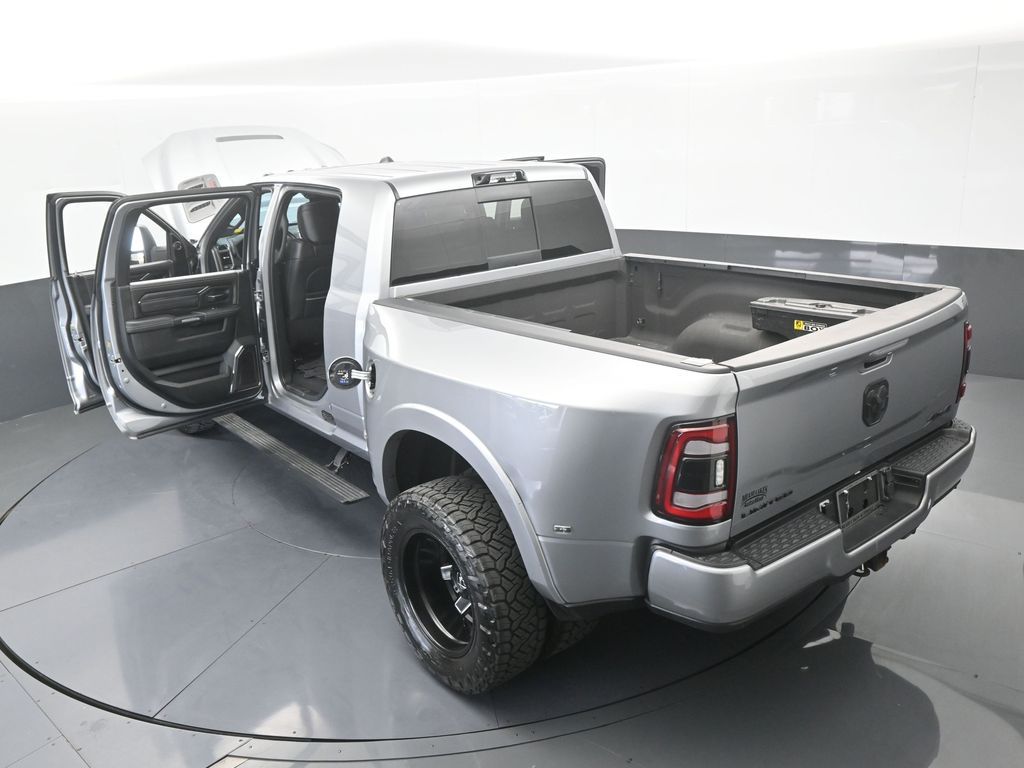 Used 2024 Billet Silver Metallic Clearcoat Ram Limited image 69