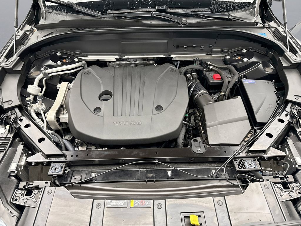 Thumbnail: 2023 Volvo XC60 - 28