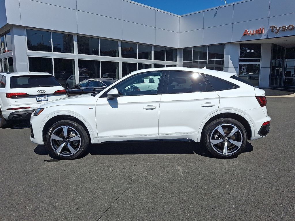 Thumbnail: 2022 Audi Q5 - 7