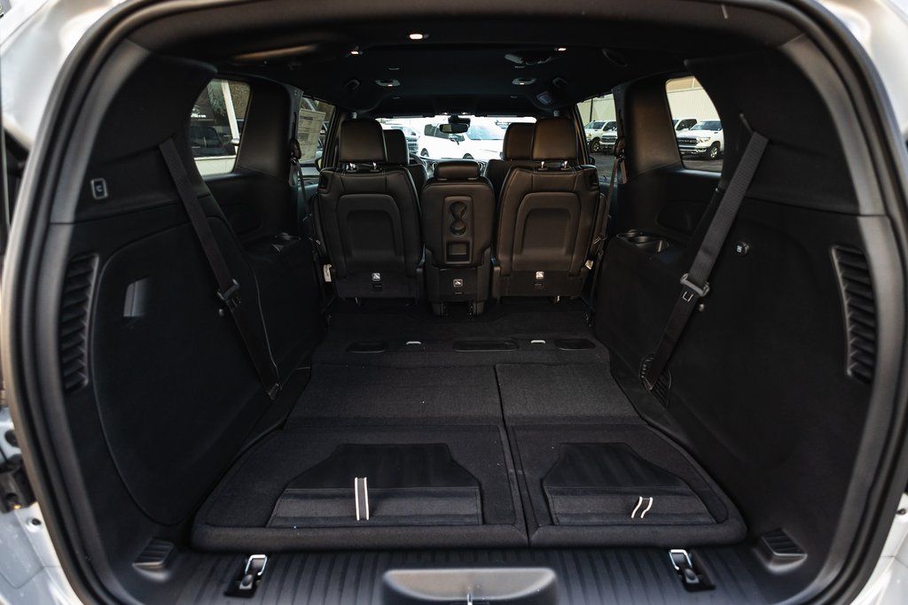 2026 Chrysler Pacifica Select thumbnail 35