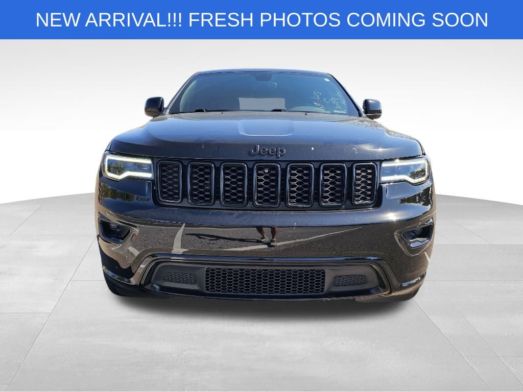 2018 Jeep Grand Cherokee Altitude 8