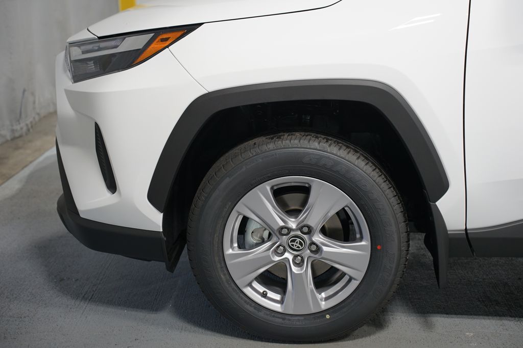 Thumbnail: 2025 Toyota RAV4 - 5