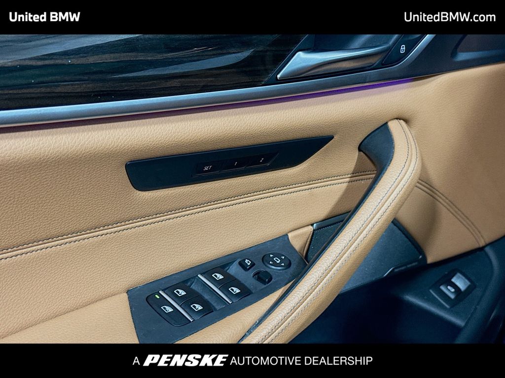 Thumbnail: 2021 BMW 5 Series - 3