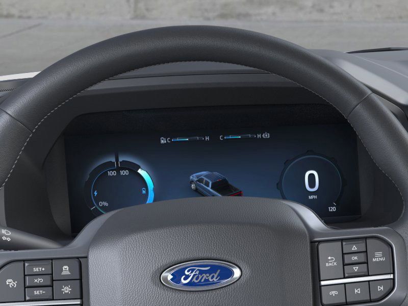2025 Ford F-150 Lightning Flash - Photo 16