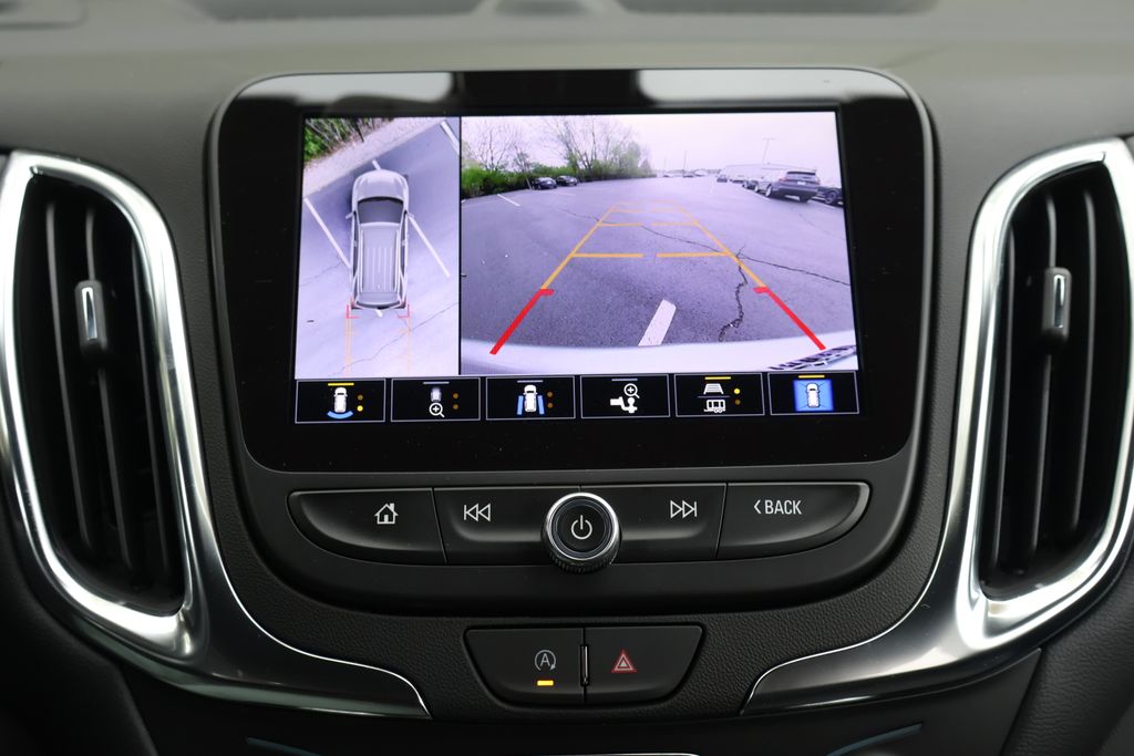 Thumbnail: 2024 Chevrolet Equinox - 18