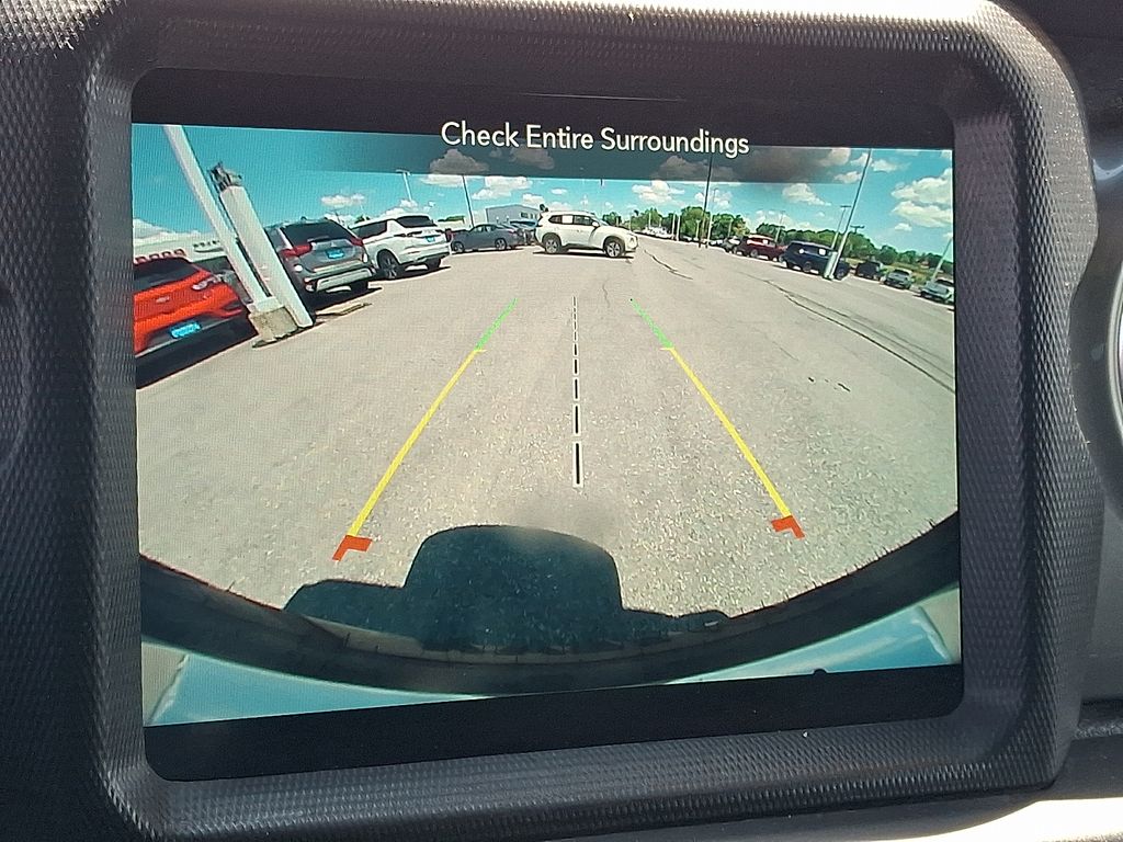 2022 Jeep Wrangler — photo 19
