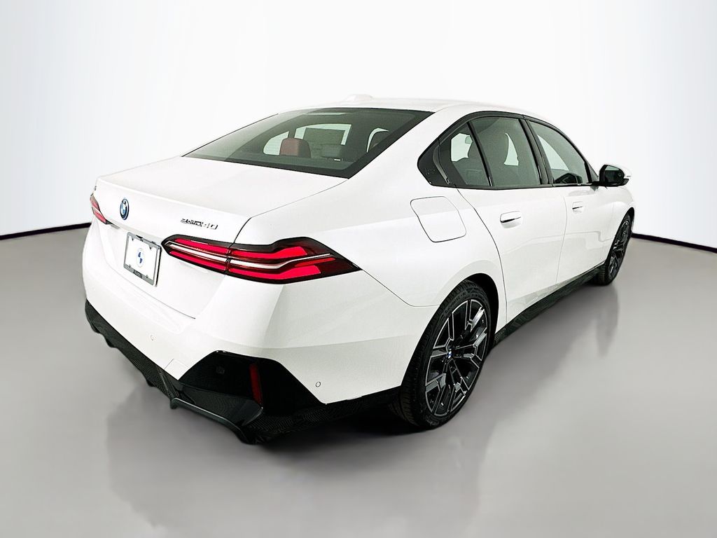 Thumbnail: 2026 BMW i5 - 5