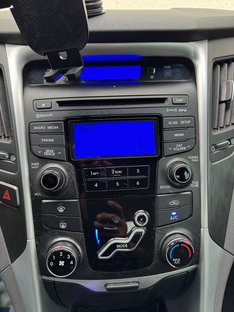Used Car 2012 Hyundai Sonata  Gls For Sale Under $10,000 In Georgetown, Texas