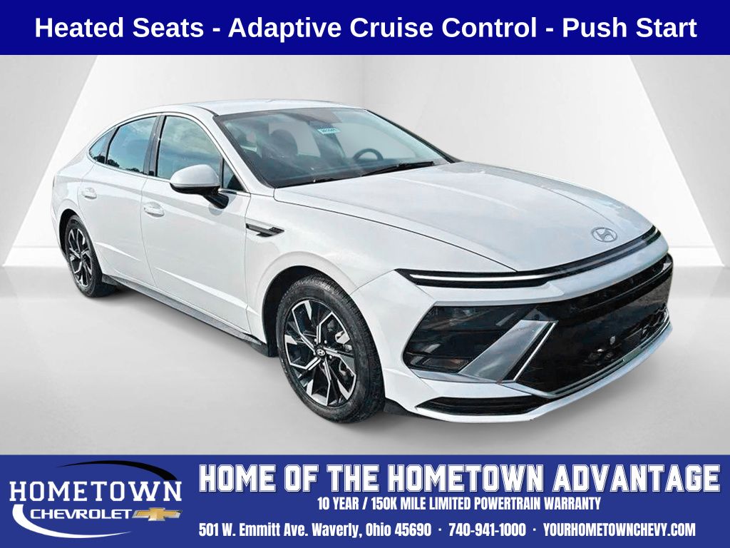 Serenity White 2025 Hyundai Sonata Sedan Front-Wheel Drive 8-Speed Automatic