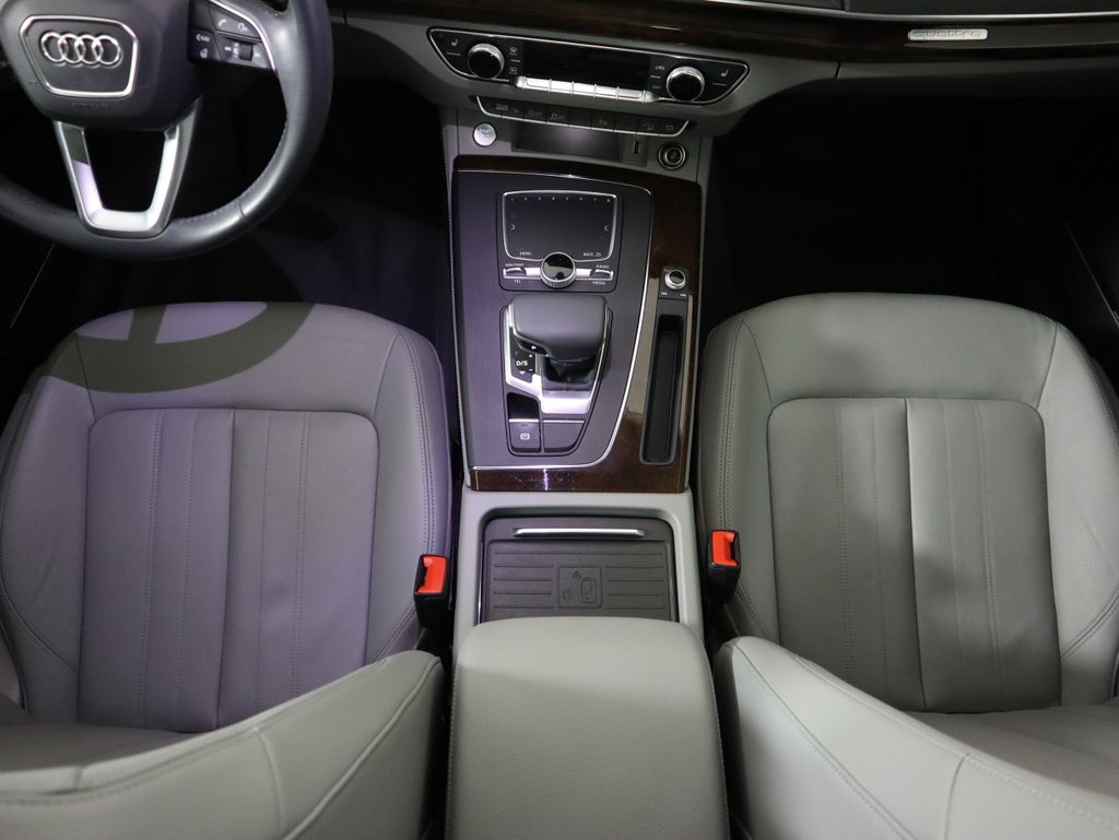 Thumbnail: 2019 Audi Q5 - 17