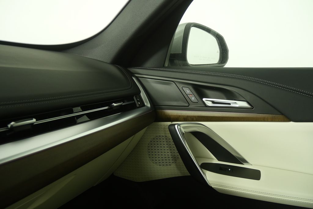 Thumbnail: 2026 BMW X1 - 24