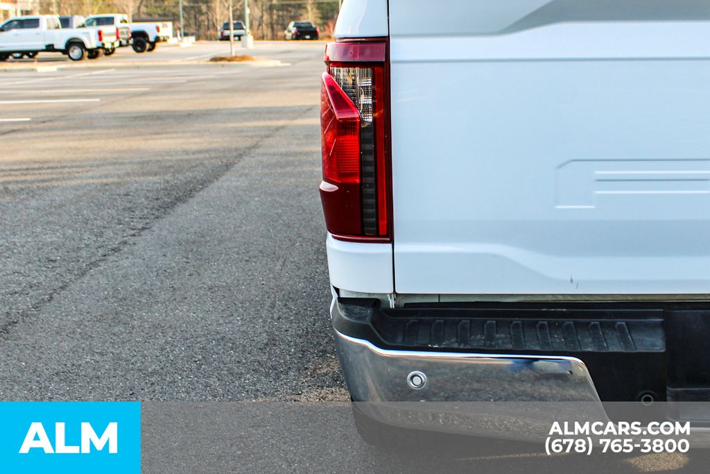 Used 2025 White Ford XLT image 11