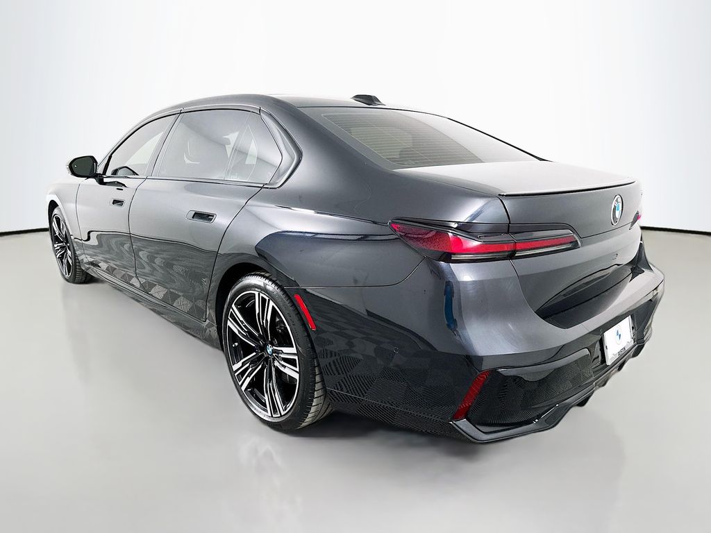 Thumbnail: 2023 BMW 7 Series - 7
