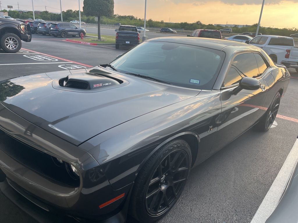 Thumbnail: 2016 Dodge Challenger - 6