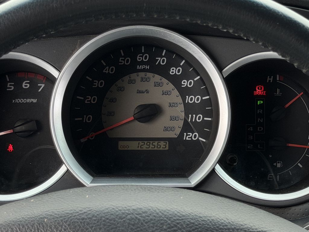 Used 2005 Toyota Tacoma Truck