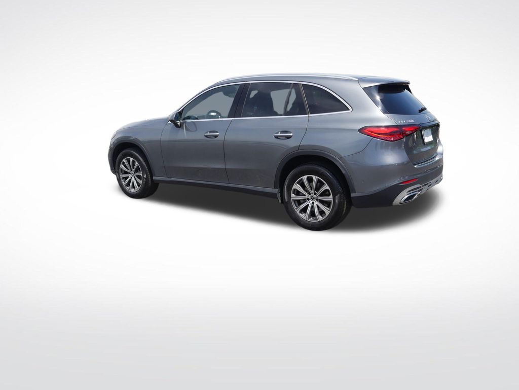 Thumbnail: 2023 Mercedes-Benz GLC - 3