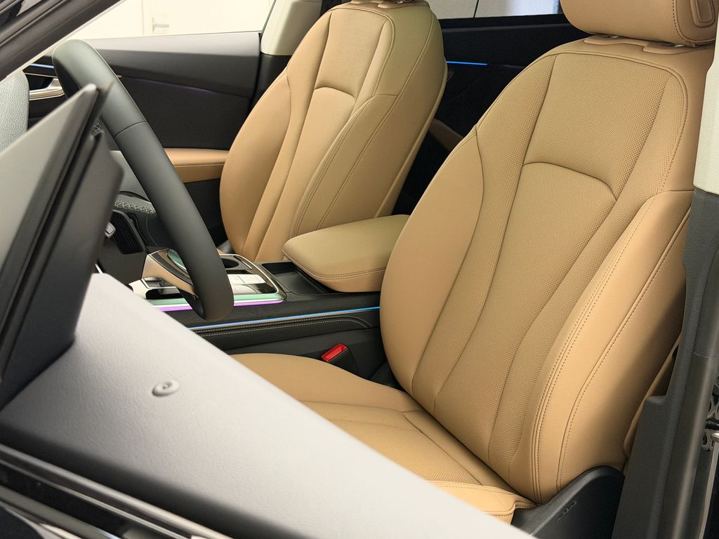 Thumbnail: 2027 Audi Q8 - 22