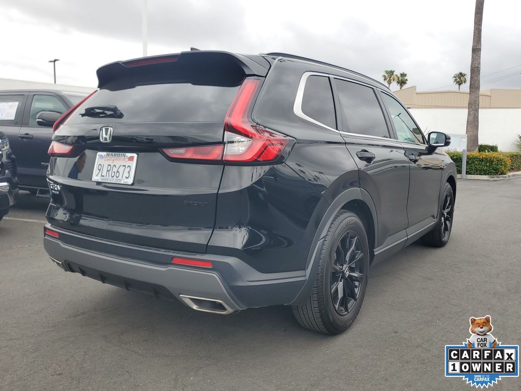 View vehicle photo 4