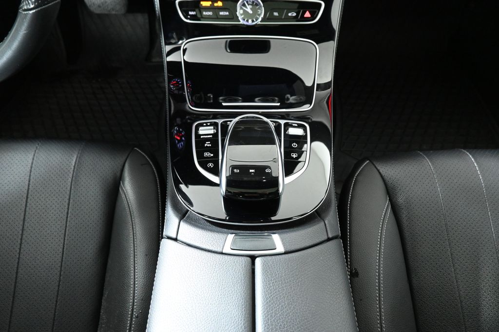 2017 Mercedes-Benz E-Class E 300 24