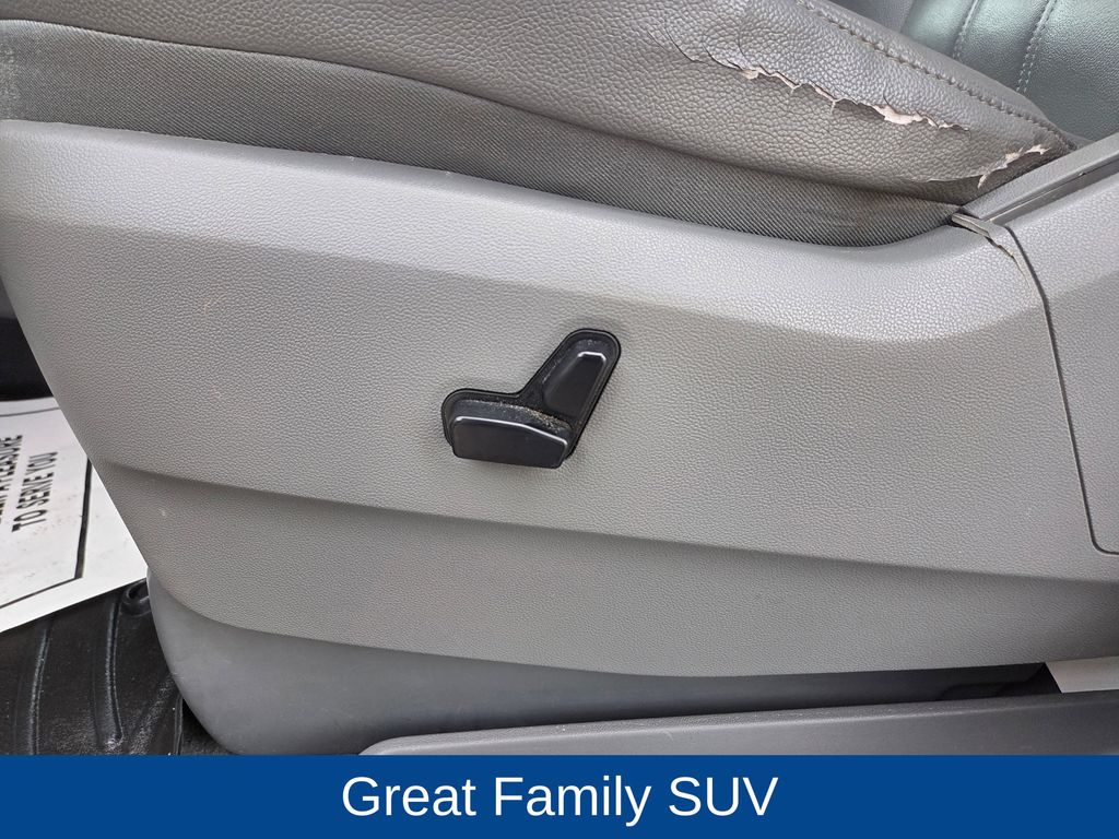 2010 Chrysler Town & Country Touring