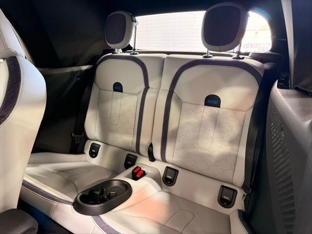 Thumbnail: 2026 MINI Cooper - 18