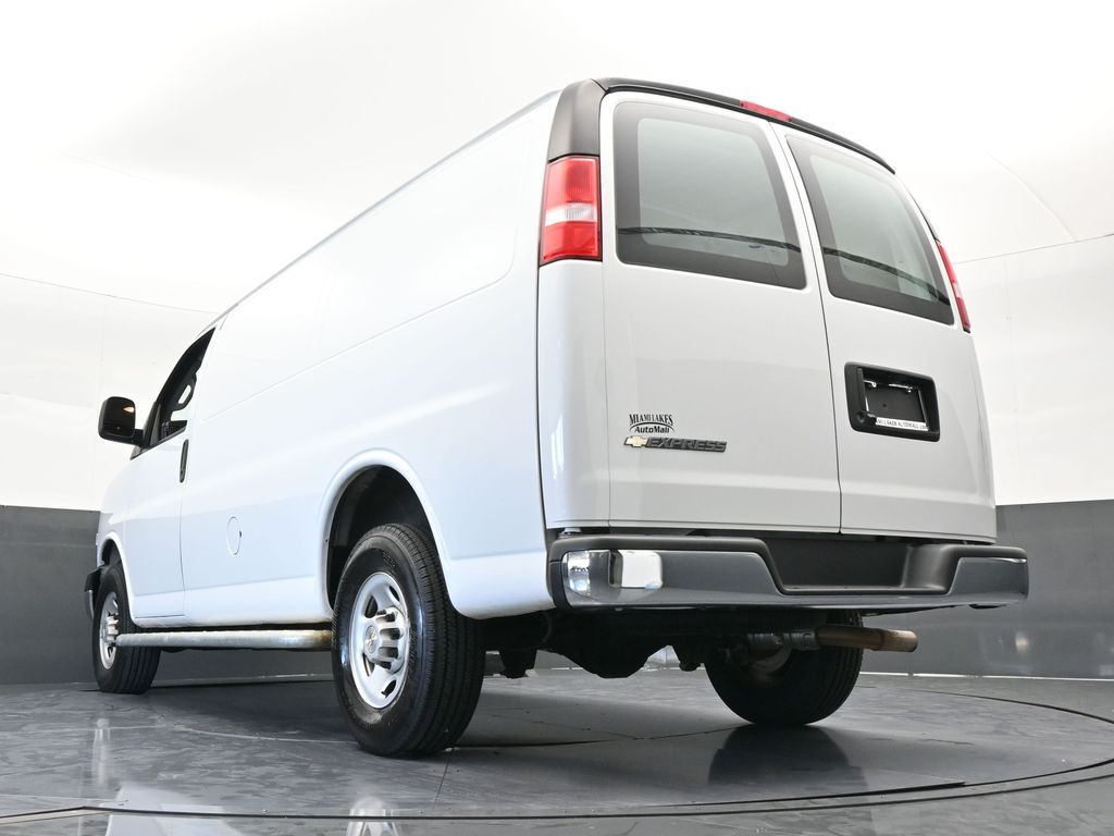 Used 2024 Summit White Chevrolet Work Van image 50