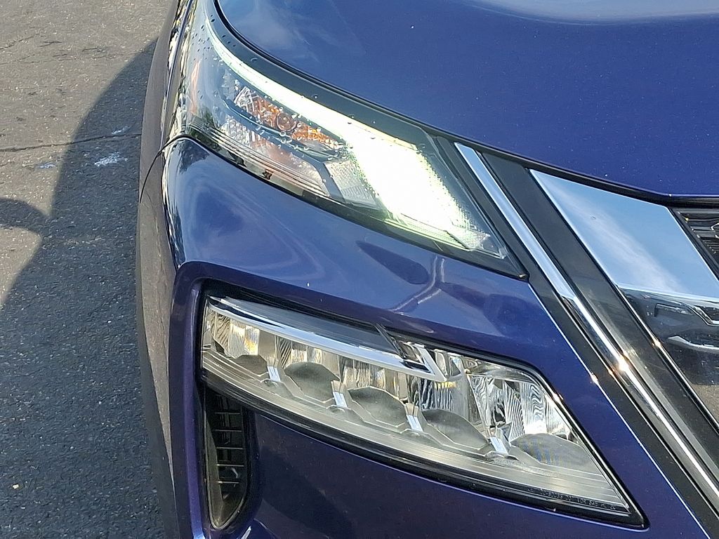 Thumbnail: 2022 Nissan Rogue - 9
