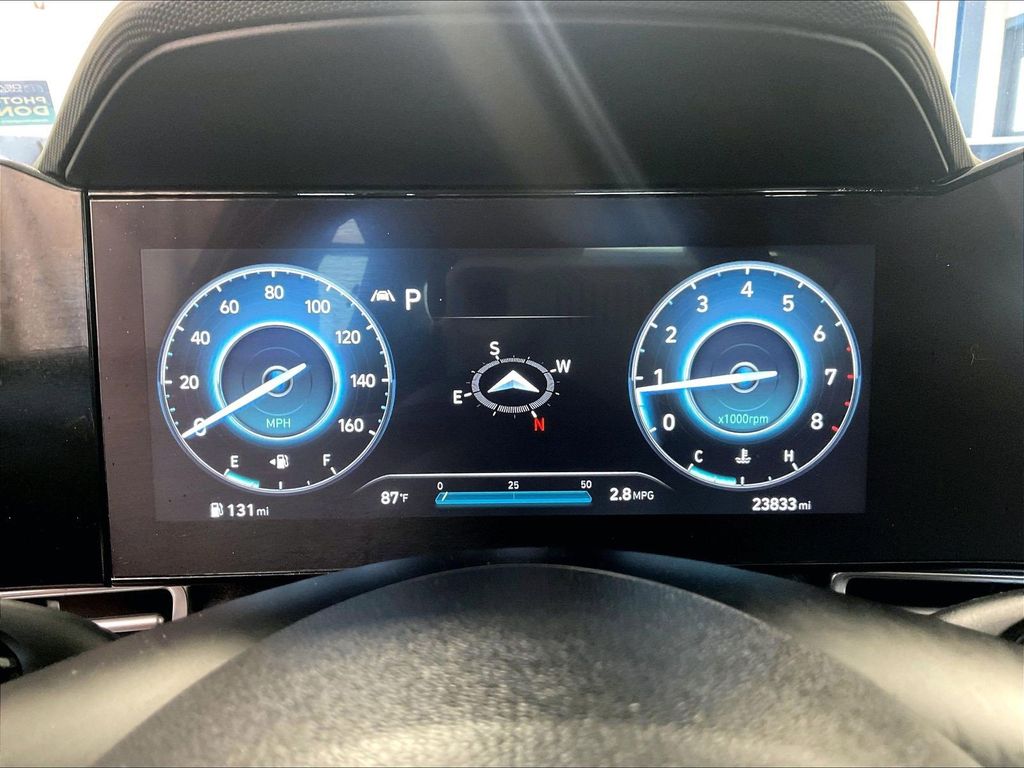 2023 Hyundai Elantra — photo 24