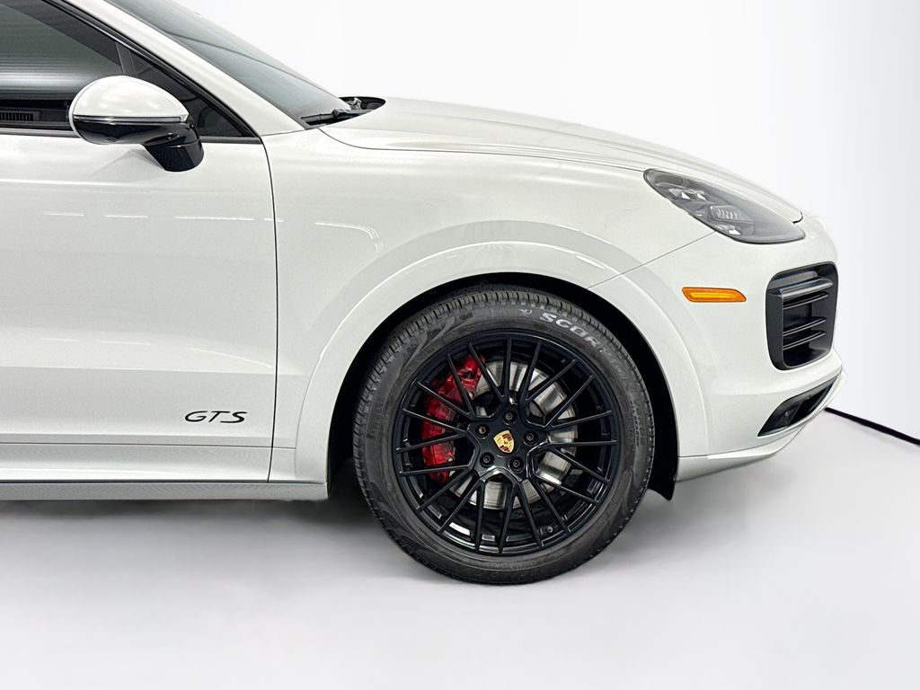 Thumbnail: 2023 Porsche  - 11