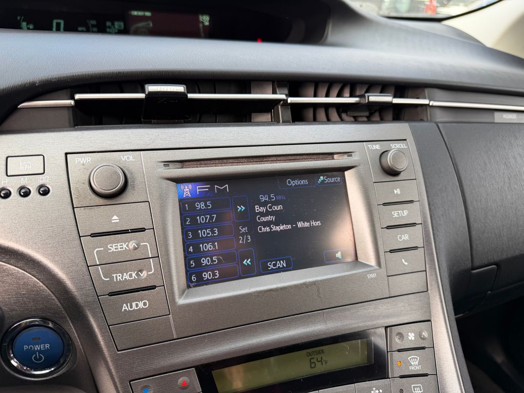 Thumbnail: 2015 Toyota Prius - 24