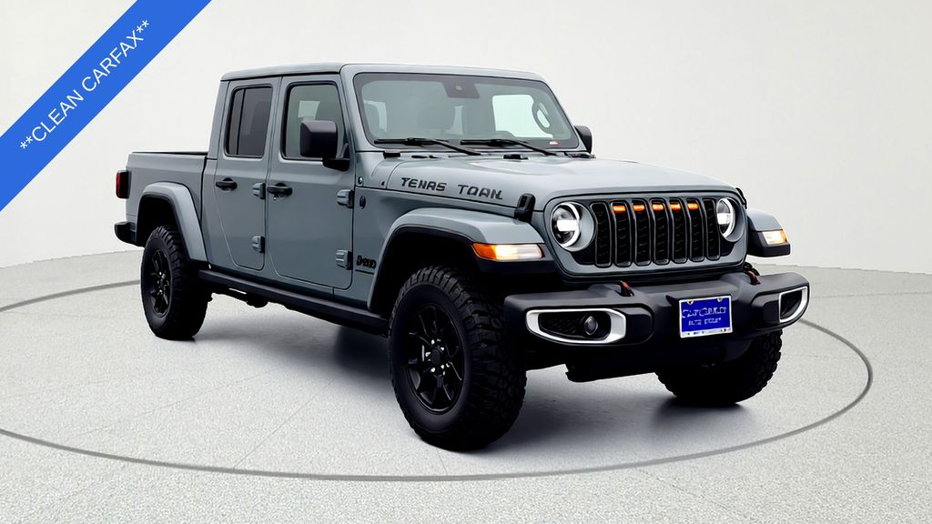 Anvil Clearcoat 2025 Jeep Gladiator Texas Trail Crew Cab 4WD Pickup Truck Four-Wheel Drive 8-Speed Automatic