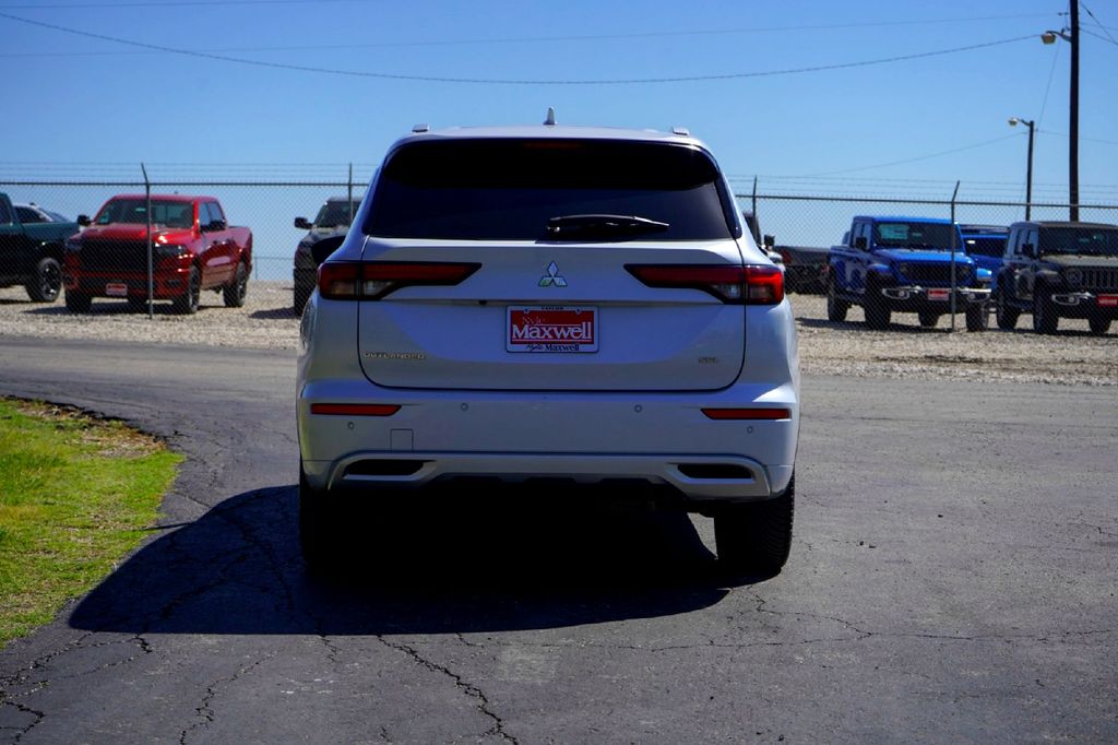 Used Car 2023 Mitsubishi Outlander  Ot45-m For Sale Under $30,000 In Taylor, Texas