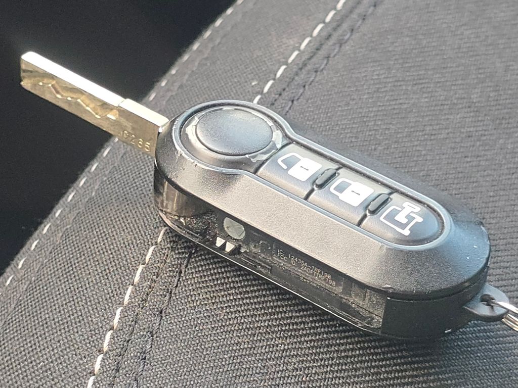 Used 2018 Black Ram High Roof image 30