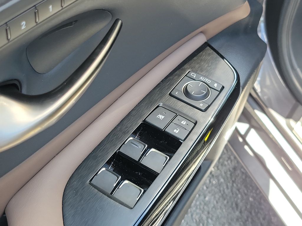 used 2023 Lexus ES car, priced at $41,998