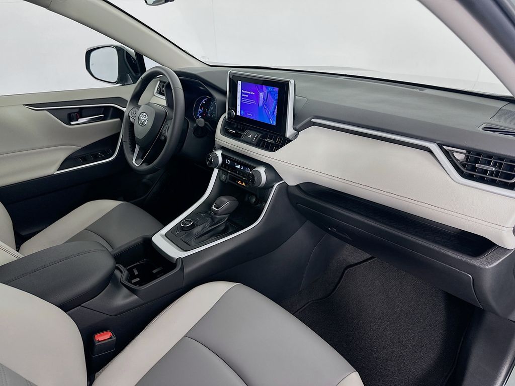 Thumbnail: 2023 Toyota RAV4 - 30