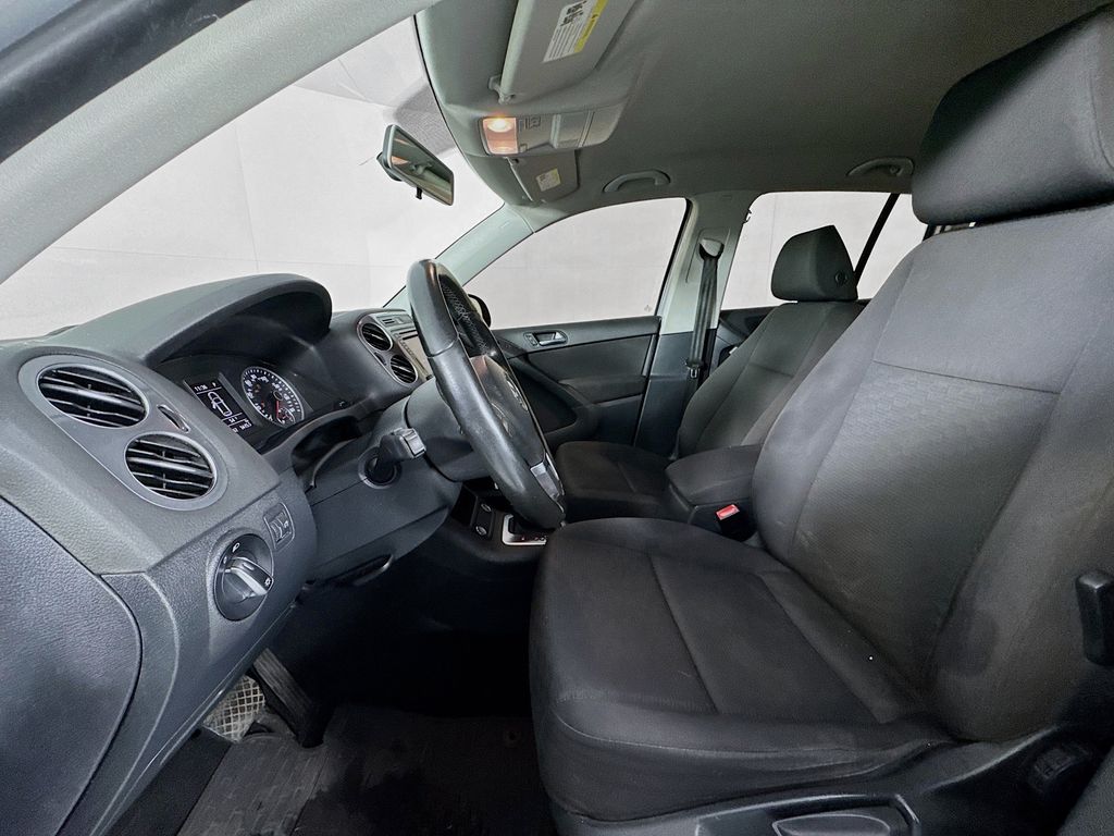 Used Car 2018 Volkswagen Tiguan Limited  2.0t For Sale Under $15,000 In Austin, Texas