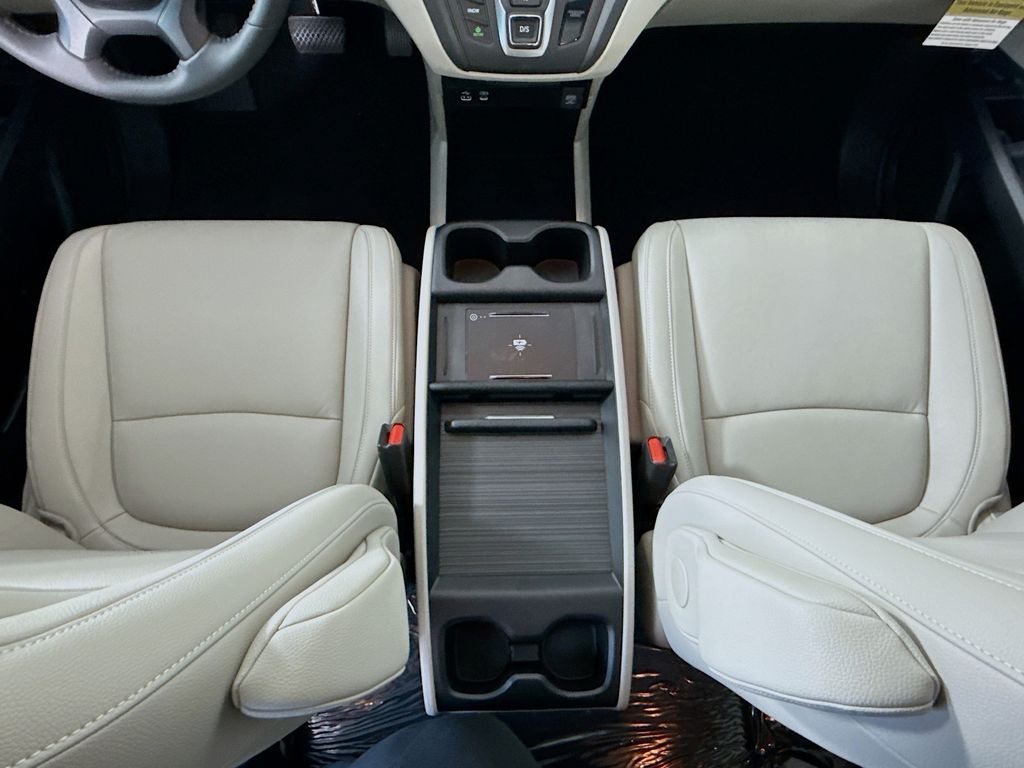 Thumbnail: 2026 Honda Odyssey - 16