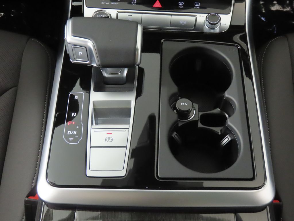 Thumbnail: 2026 Audi Q7 - 22