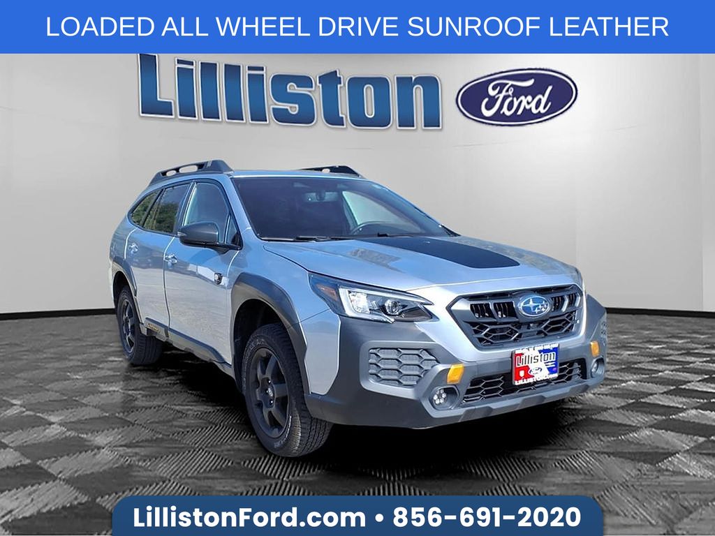 Ice Silver Metallic 2024 Subaru Outback Wilderness AWD SUV / Crossover All-Wheel Drive Continuously Variable Transmission