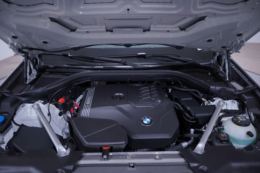 2025 BMW X4 xDrive30i 14
