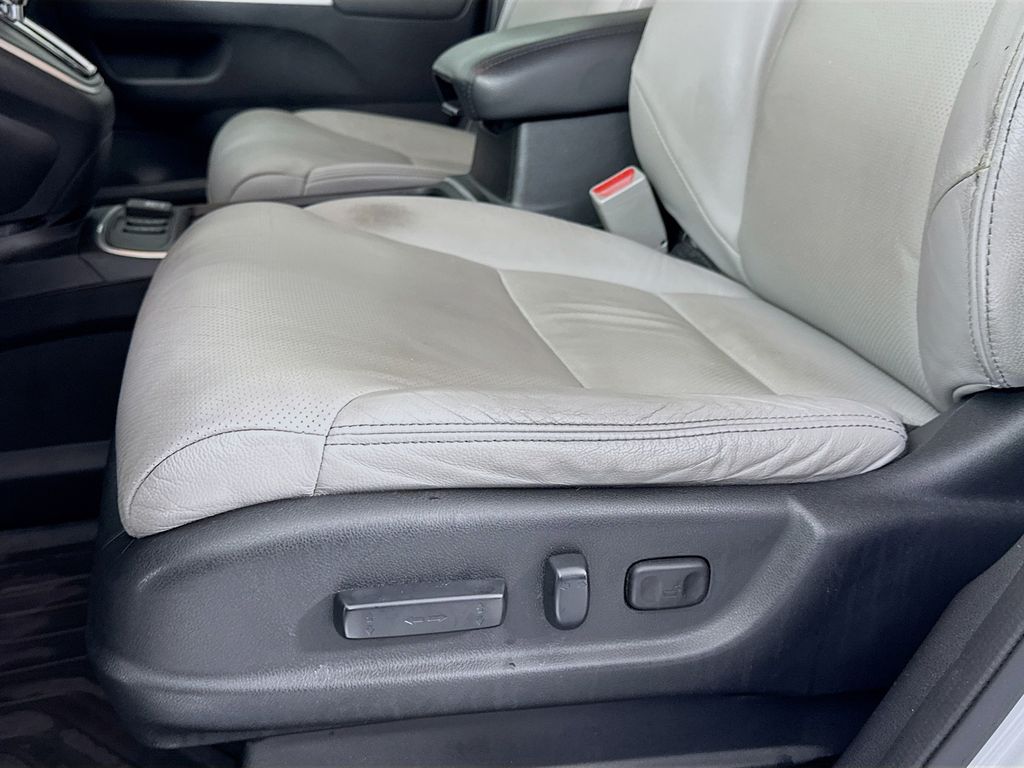 Used Car 2015 Honda Cr-v  Touring For Sale Under $15,000 In Austin, Texas